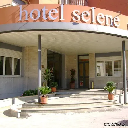 Selene Hotel