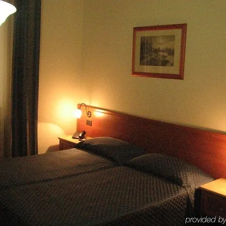 Selene Hotel